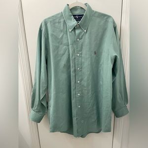 Large men’s polo Ralph Lauren button down! Gently used.
